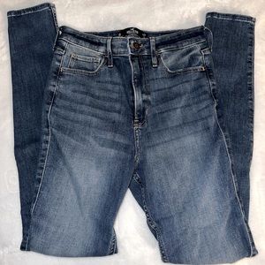 Hollister Ultra Hugh Rise Super Skinny